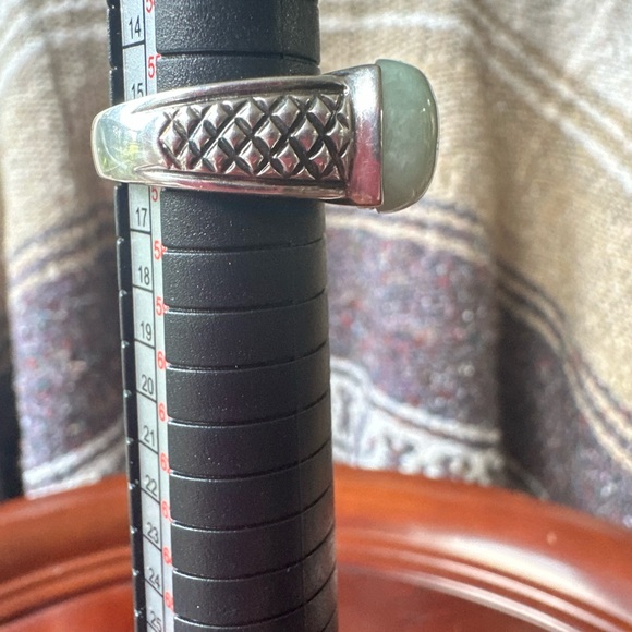 Vintage 925 Stamped Sterling Silver & Jade Jadeite Cabochon Ring Size 8 - Picture 4 of 13